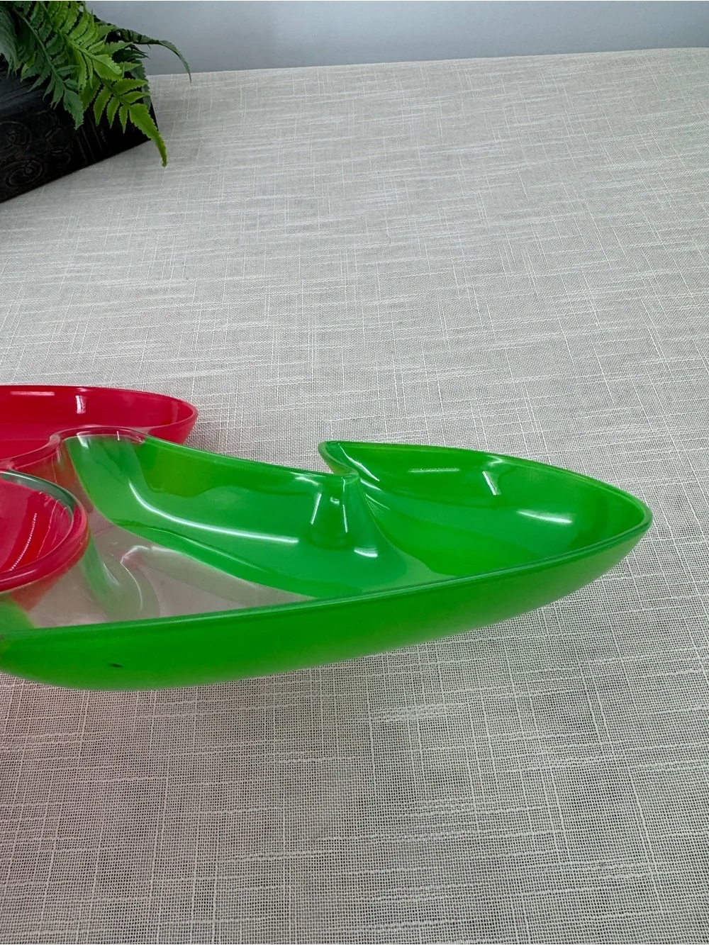Cherry Serving Tray 🍒 Retro Kitsch Red Green Snack Dish Y2K Cottagecore